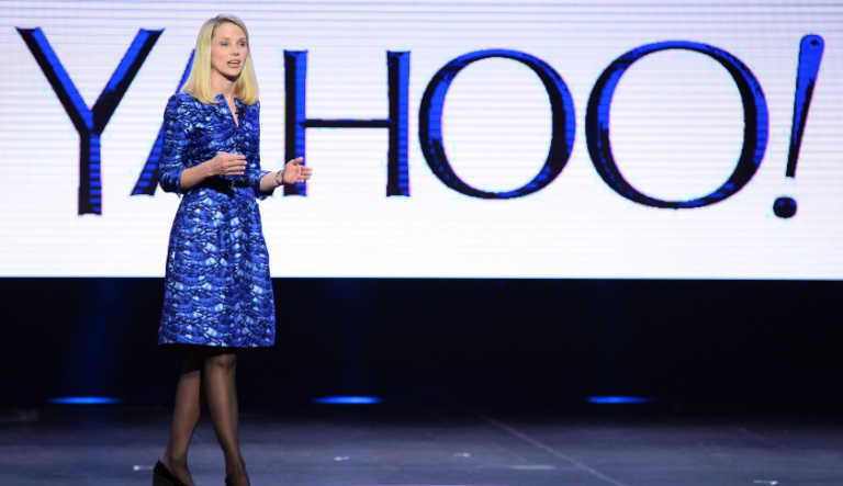 Verizon Acquires Yahoo for $4.83 Billion Verizon Acquires Yahoo for $4.83 Billion