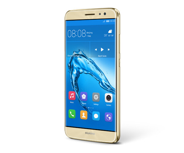 Huawei Nova Plus front side