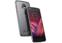Moto Z2 Play front and back