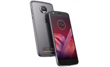 Moto Z2 Play front and back