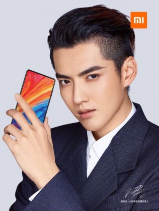 new teasers for xiaomi mi mix 2s leave us nothing to imagine about the device