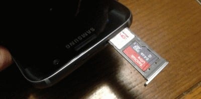 how to insert/remove sd card and a sim card in galaxy s10