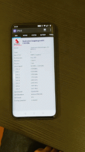 oneplus 7 pro reportedly suffering from "ghost touches"