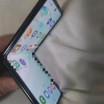 Samsung-Flip-Phone-(foldable-phone)4