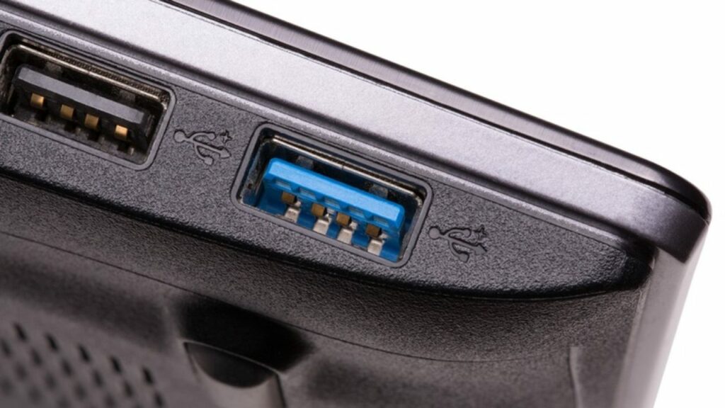 different types computer and mobile ports and plug