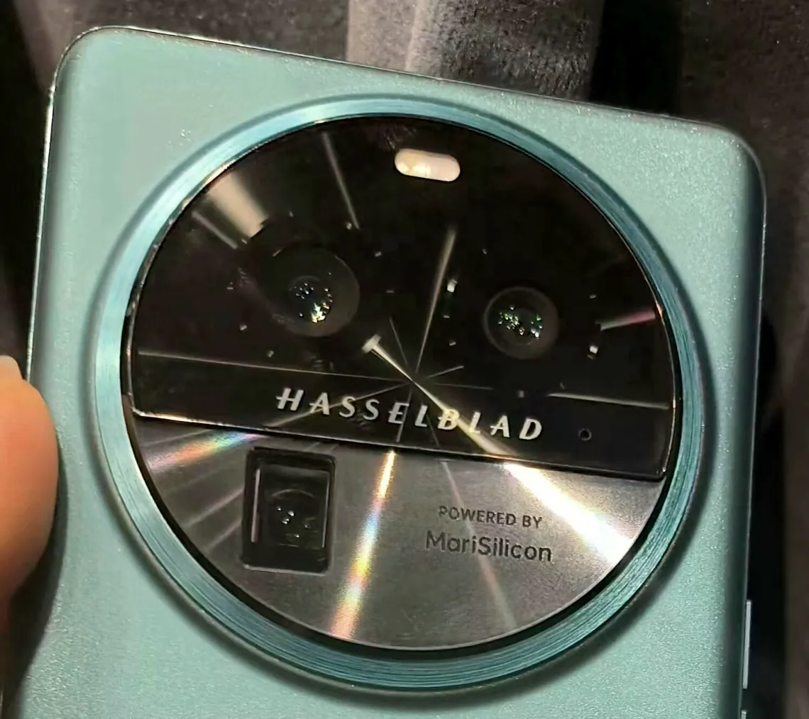 oppo find x6 pro live image surfaces, reveals camera module, design, and colour variant 1 oppo find x6 pro powered by marisilicon - the go android
